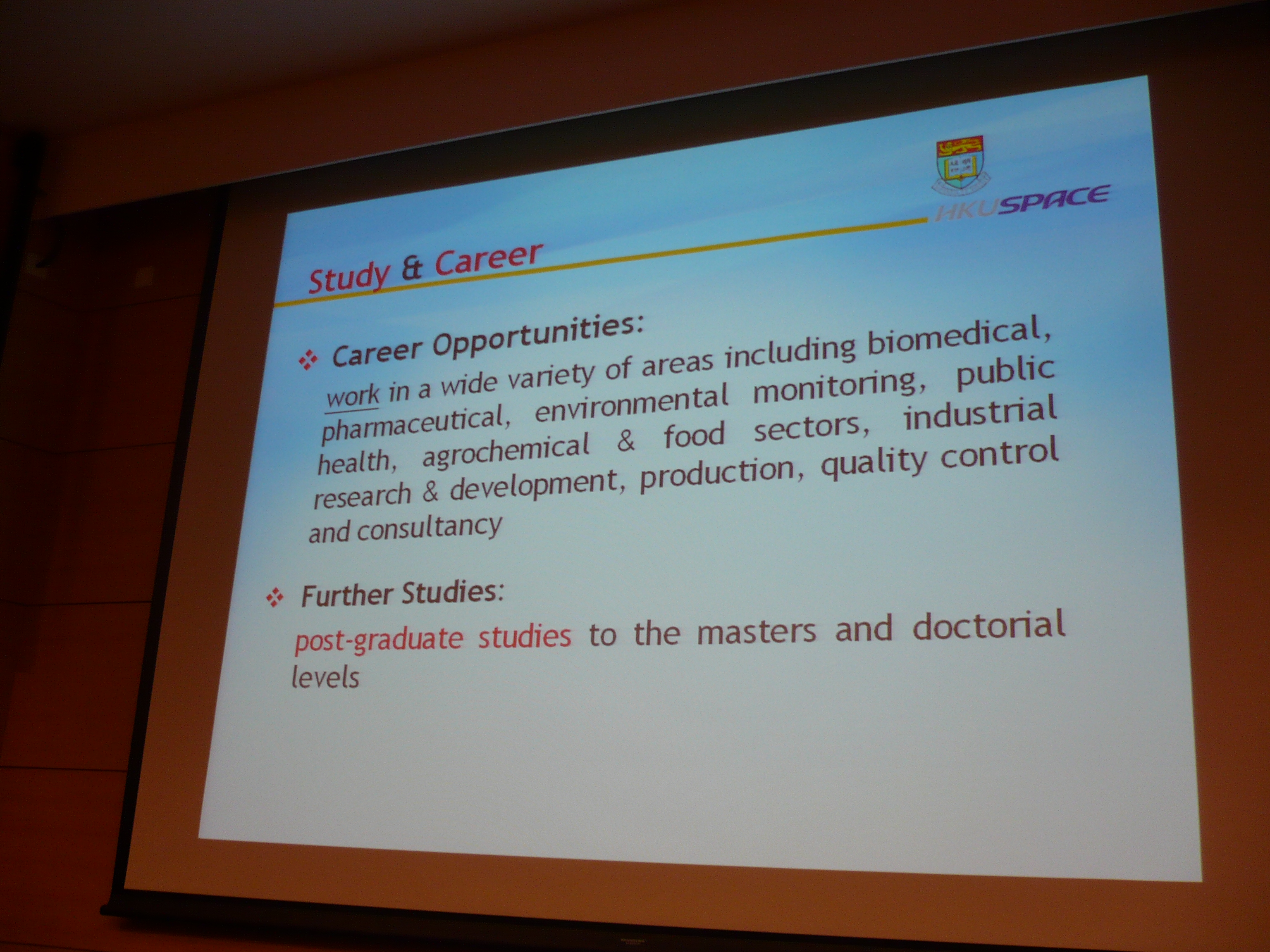 Programme Seminar:  BSc Biological Science, Edinburgh Napier University in collaboration with HKU SPACE - Photo - 9