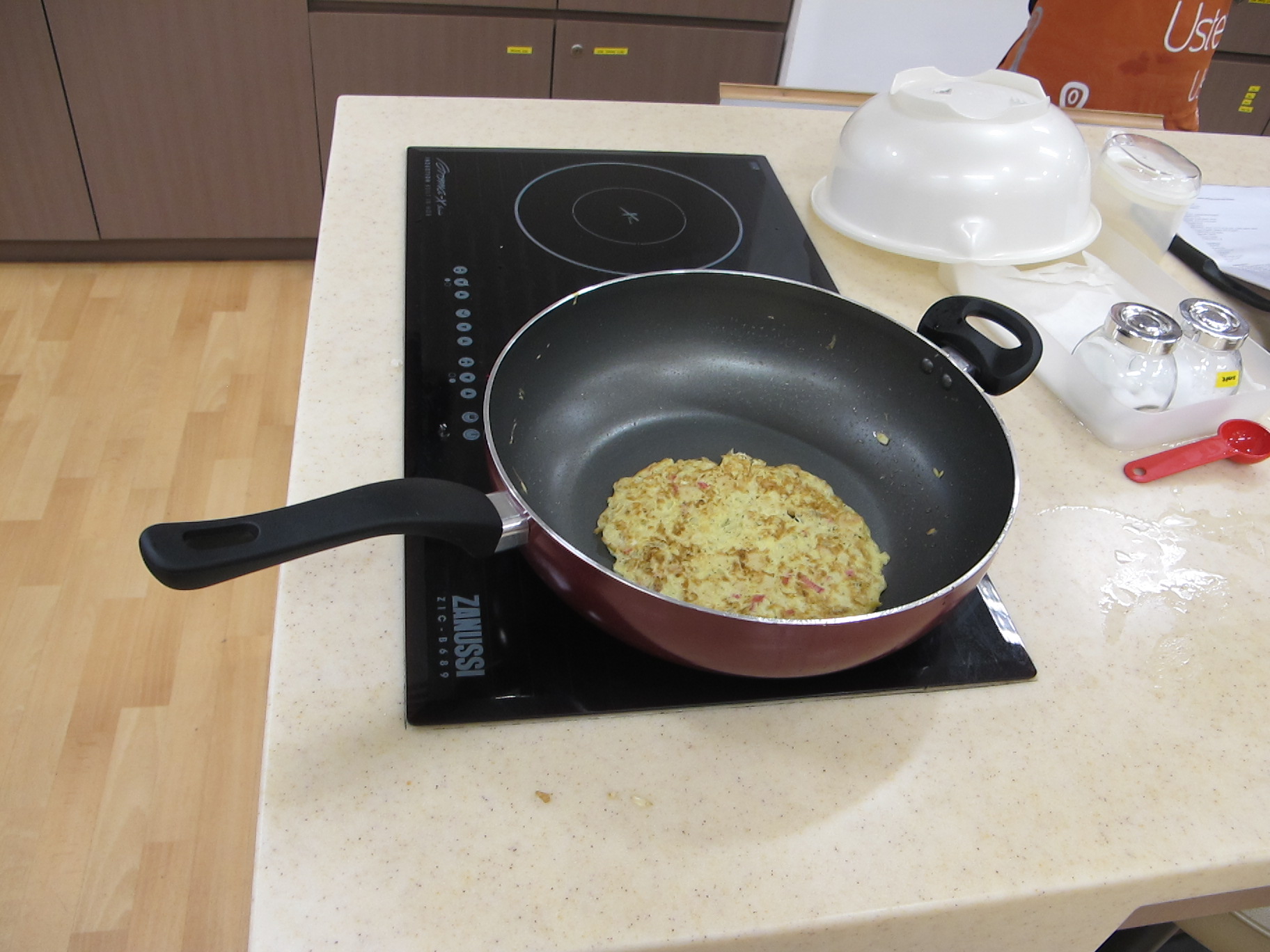 Feeding Hong Kong – Prepare nutritious, simple and low budget cookbook for the needy - Photo - 85