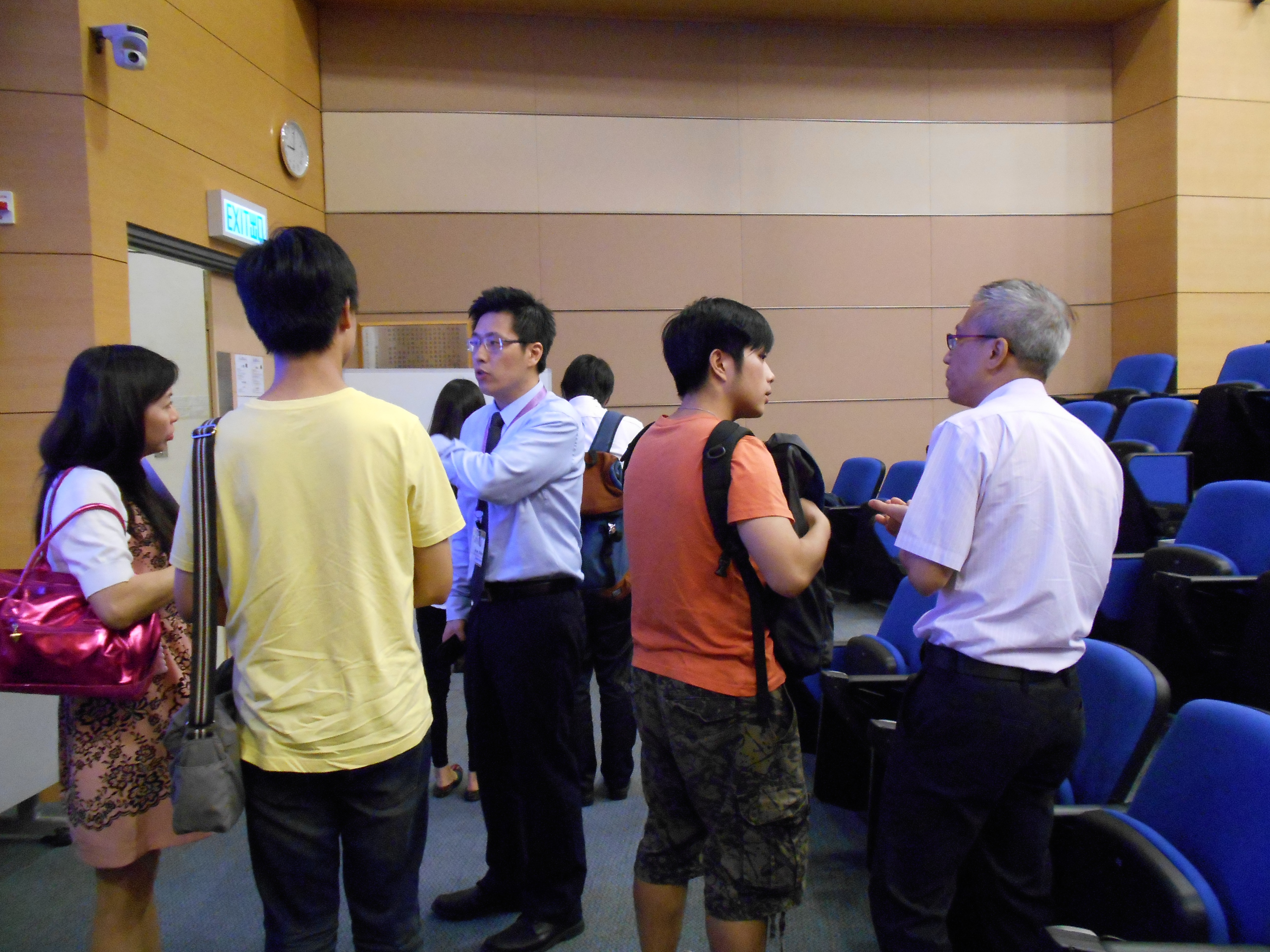 Multiple Articulation Pathways: Seminar on the HD in Medical and Health Products Management Programme - Photo - 11