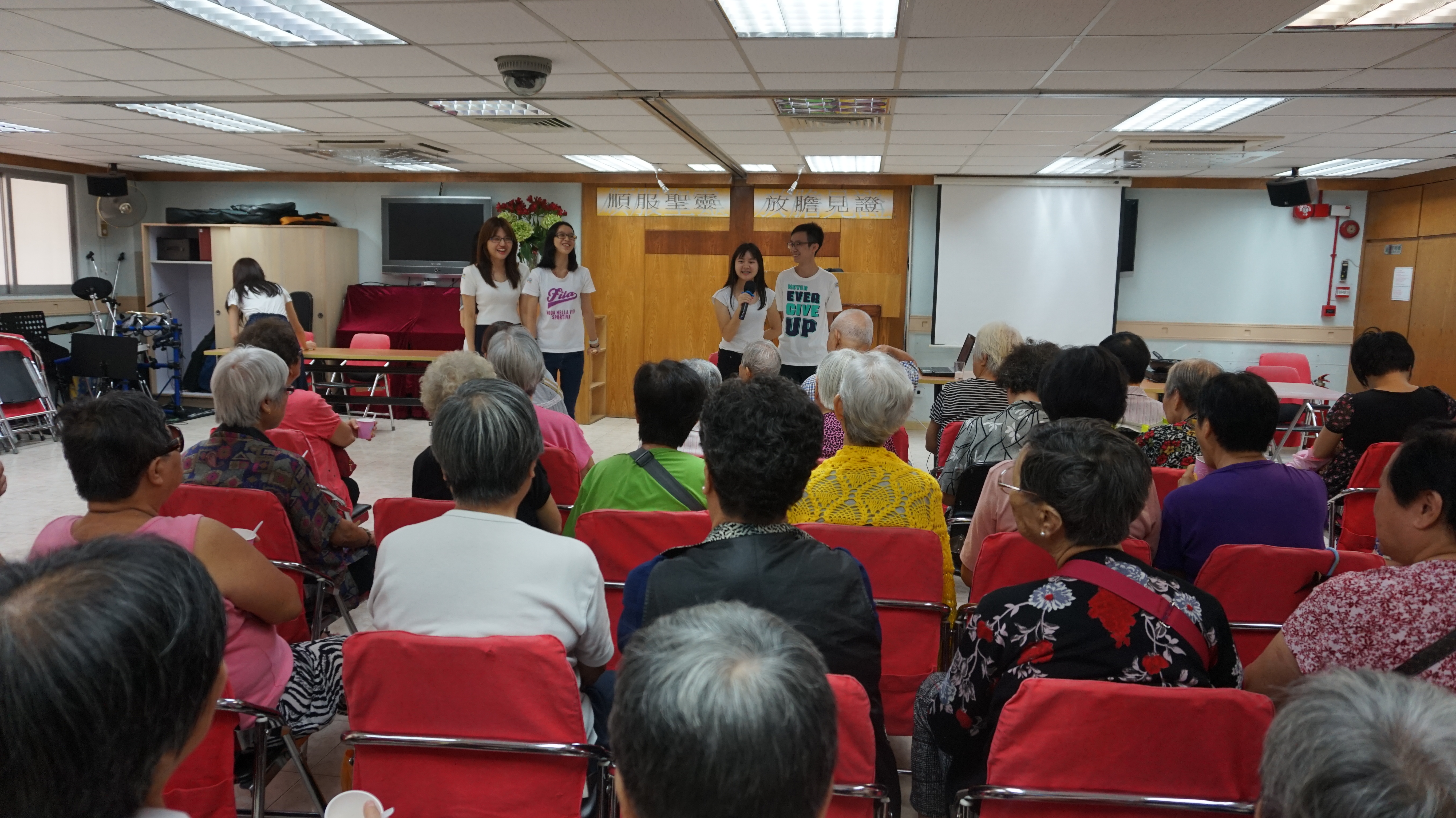 Outreach project – Organizing nutrition talk in community center - Photo - 35