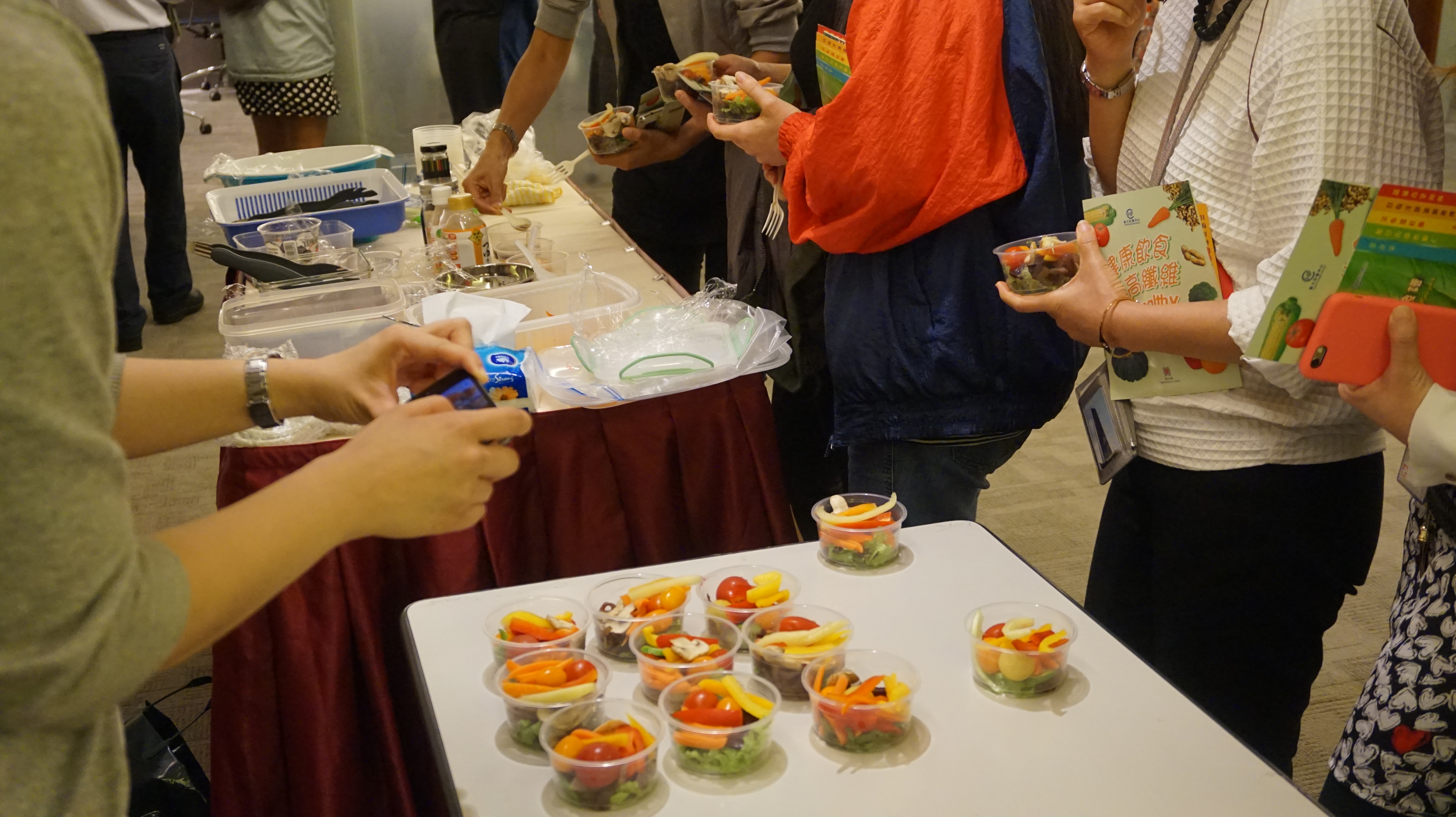 Outreach project II – UCN LOVE VEG@ Workplace Program - Photo - 13