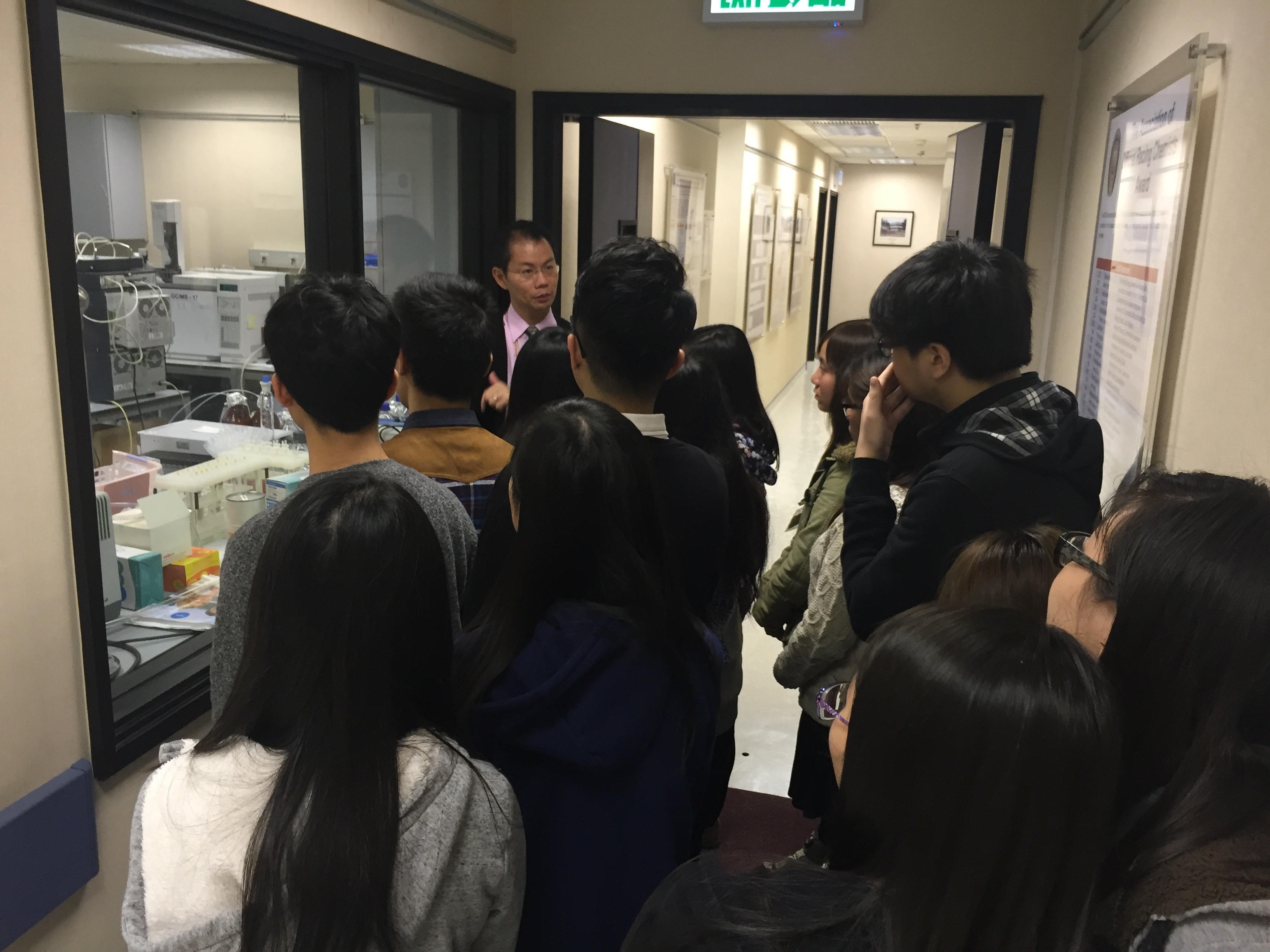 Visit to The Hong Kong Jockey Club Racing Laboratory - Photo - 7