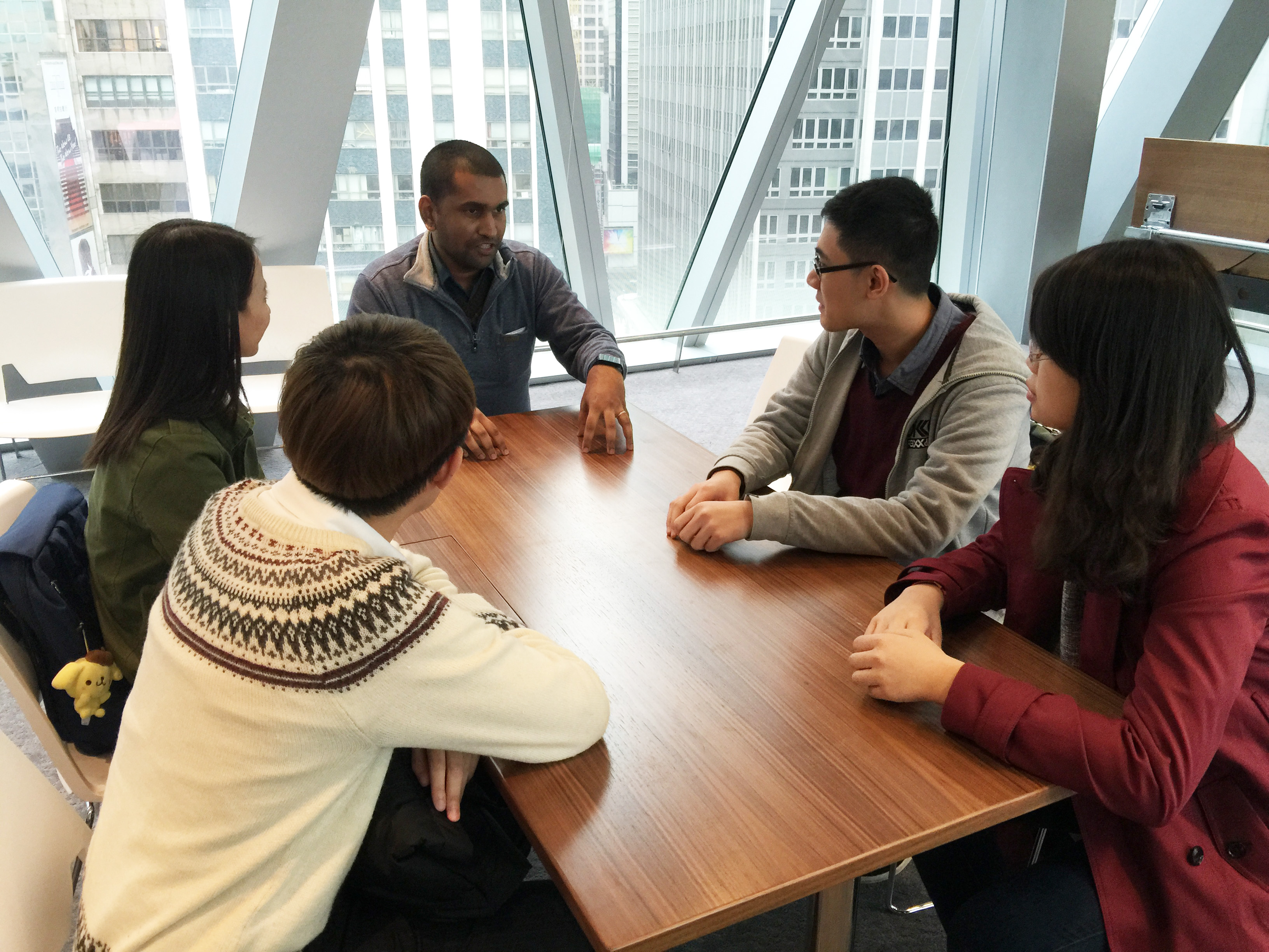 參觀渣打銀行 - Photo - 9