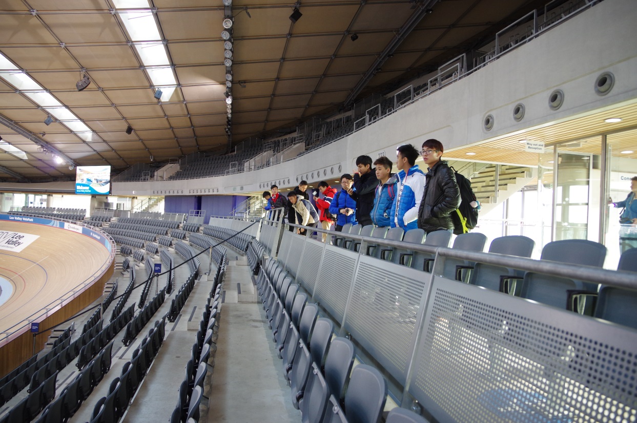 HD Sport and Recreation Management - UK Study Tour 2016 - Photo - 1