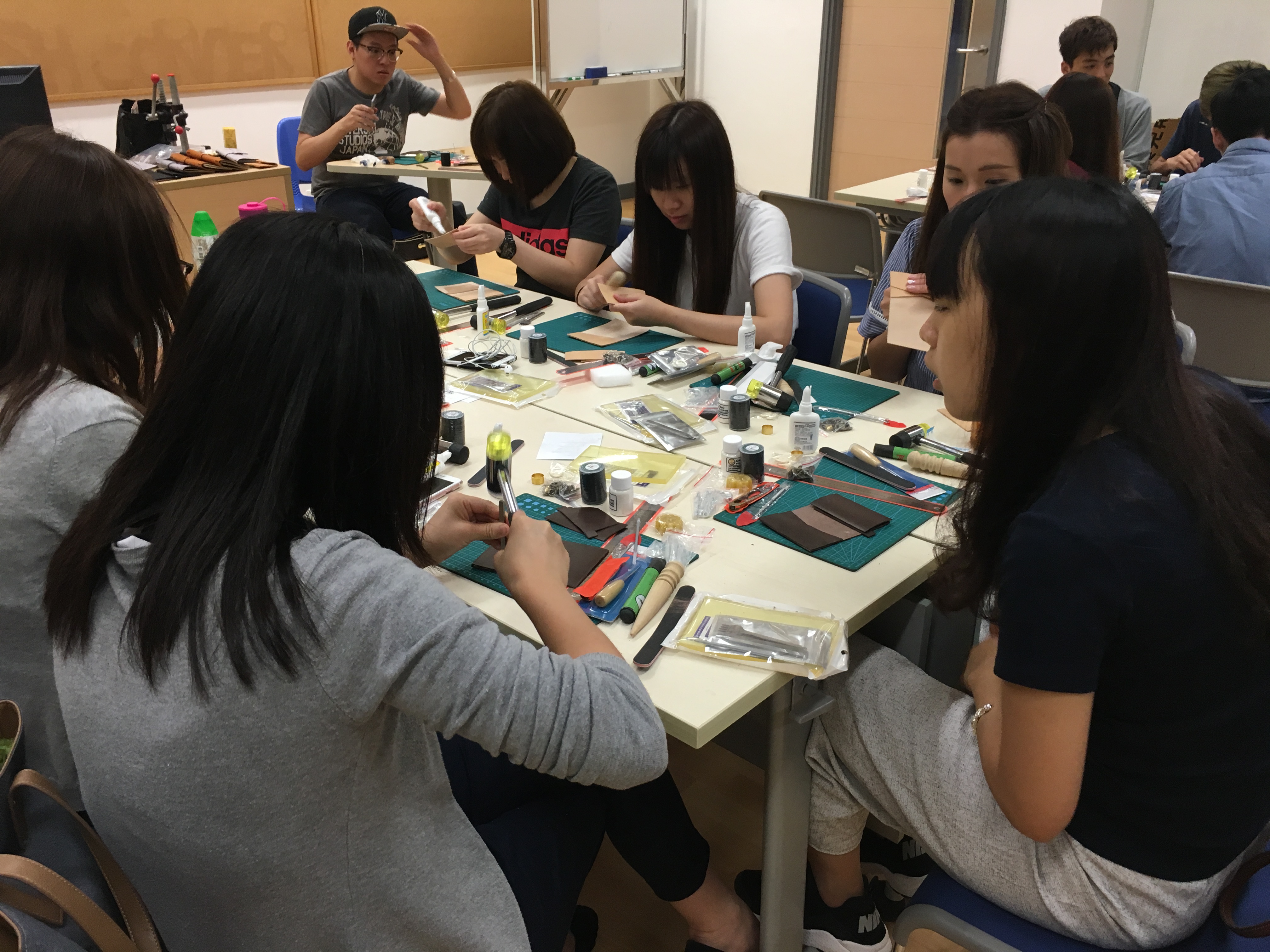 Alumni Leather Workshop 2016 - Photo - 3