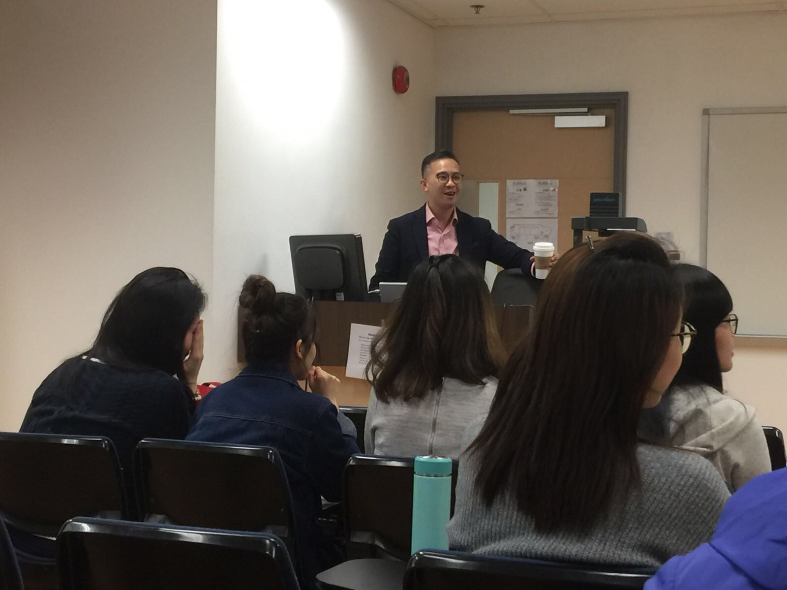 Social Media Marketing Workshop - Photo - 5
