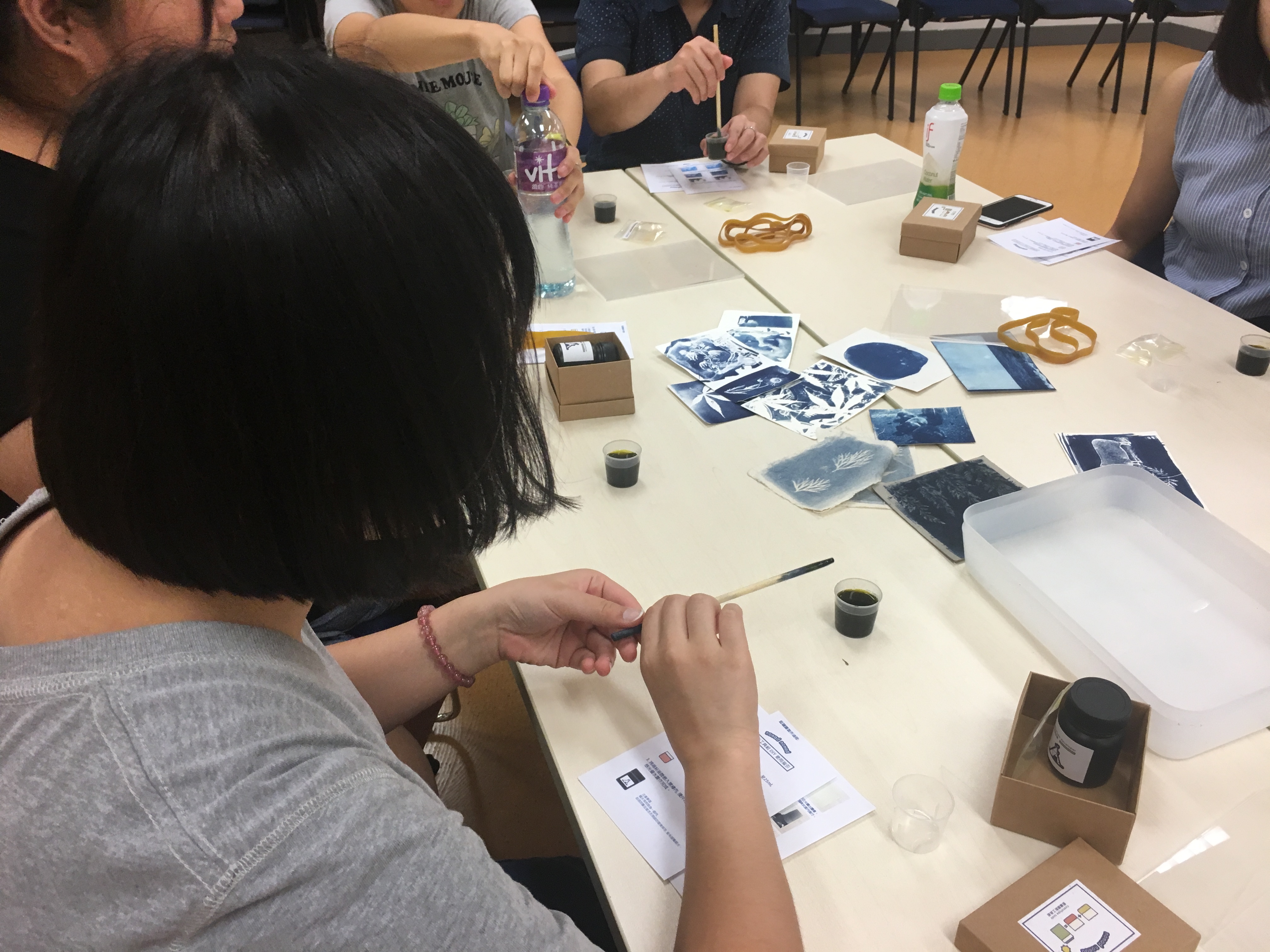 Alumni Cyanotype Workshop - Photo - 3