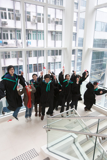 1st  Graduation Ceremony - Photo - 23