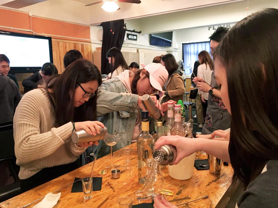 Cocktail Making Workshops - Photo - 9