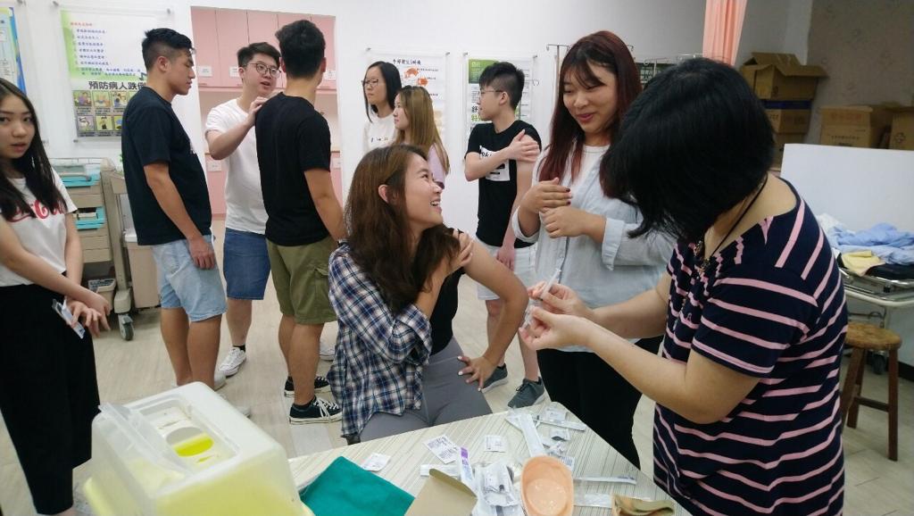 台灣大仁科技大學藥劑技術與護理科學研習計畫2019 - Photo - 3