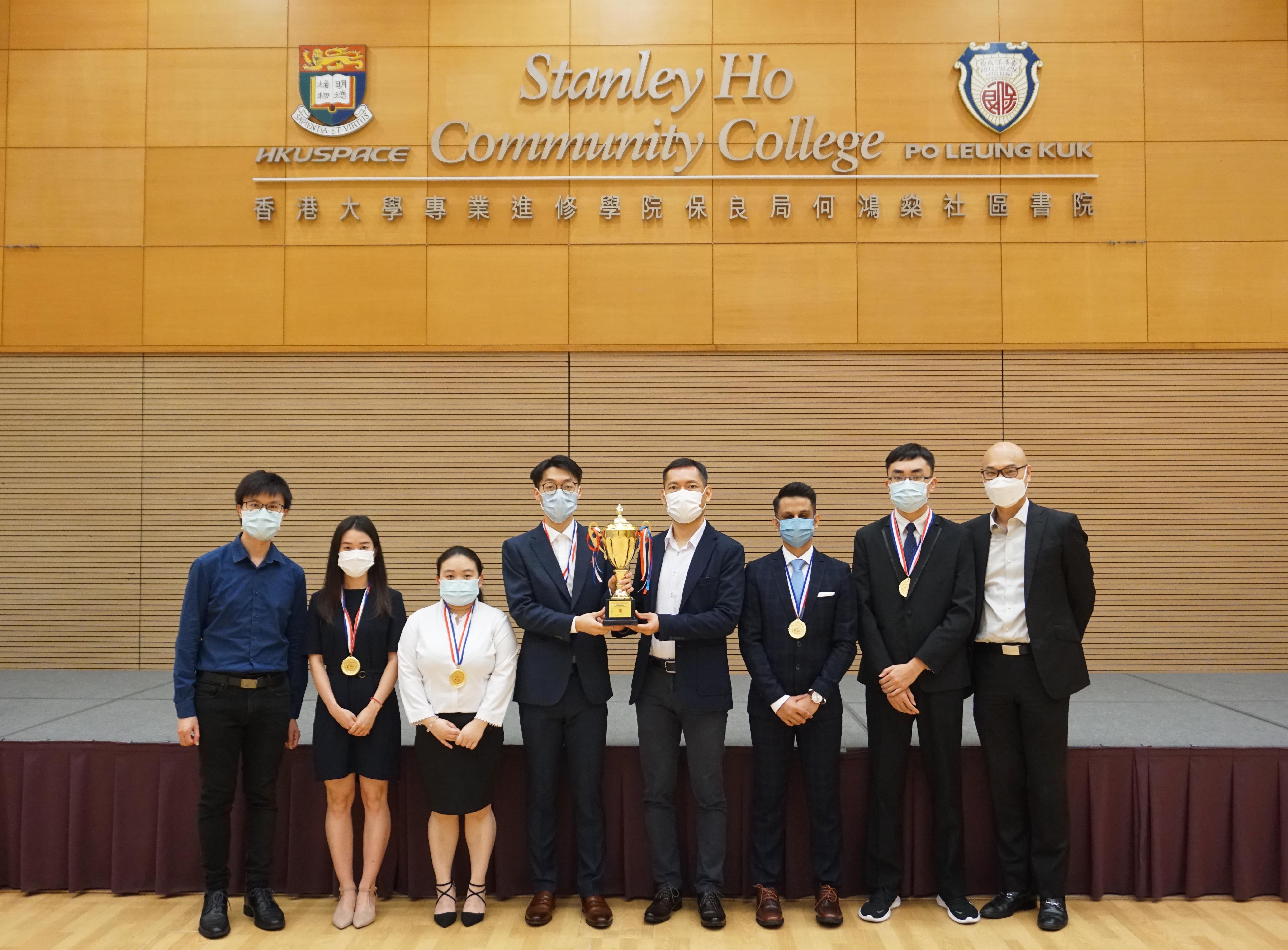 Accounting and Business Management Students won Champion in MonsoonSIM Enterprise Resource Management Hong Kong Competition 2021 - Photo - 1