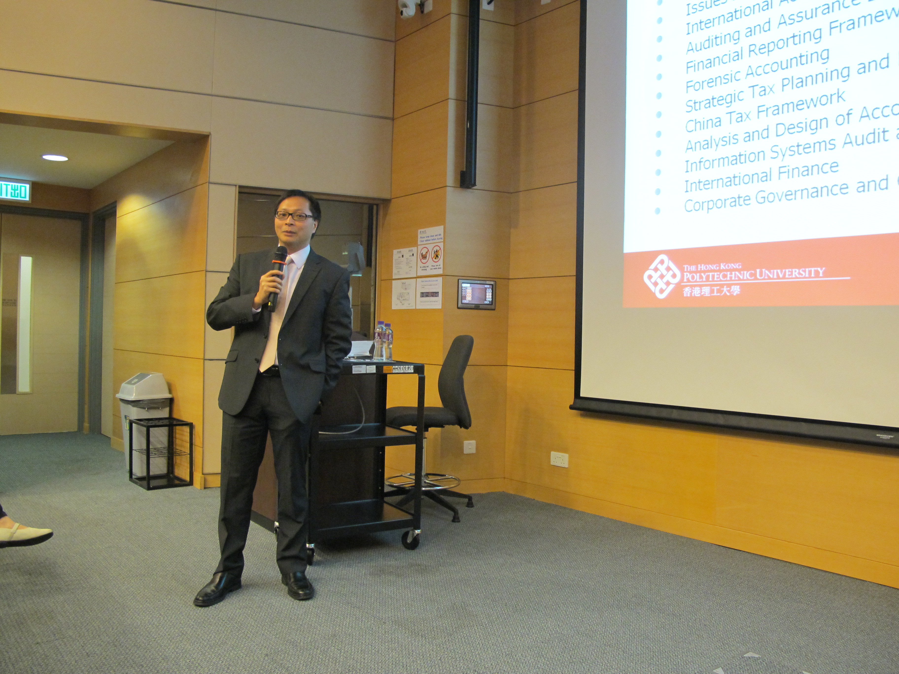 PolyU Admission Seminar for Non-JUPAS Applicants - Photo - 5