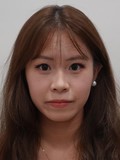 何曉晴 Chloe He